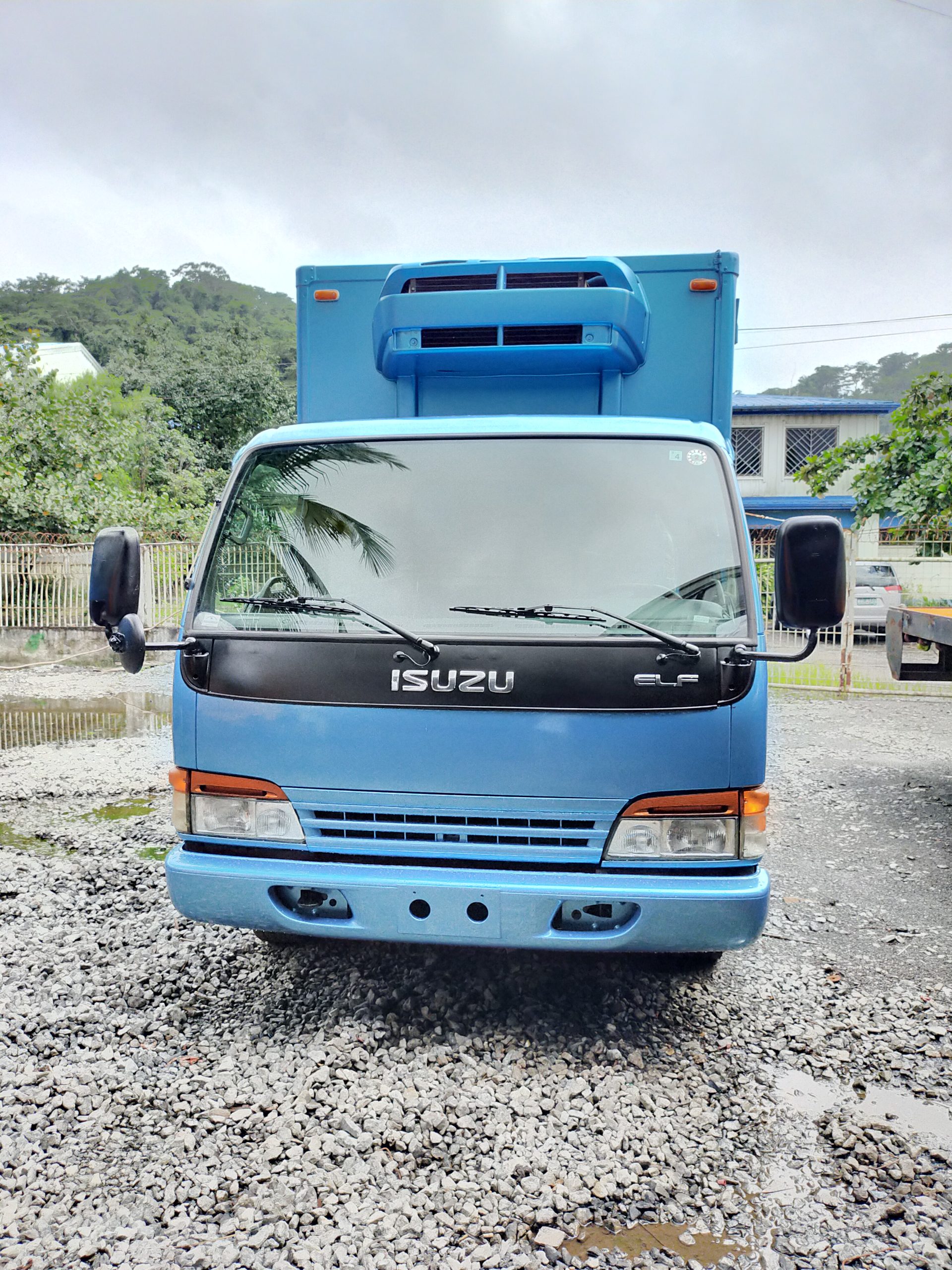 ISUZU ELF REFRIGERATOR VAN