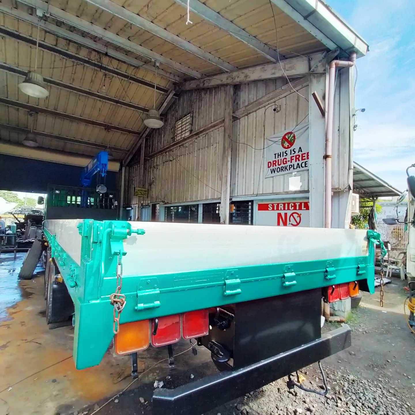 ISUZU GIGA BOOM TRUCK