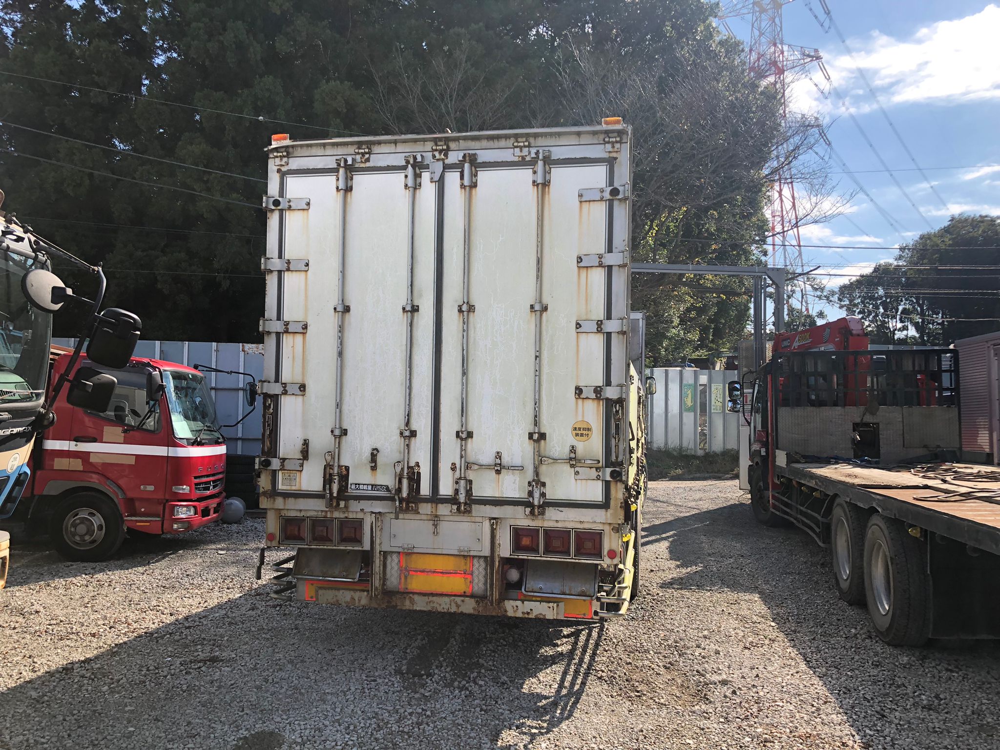 Isuzu Giga Drop Side Truck