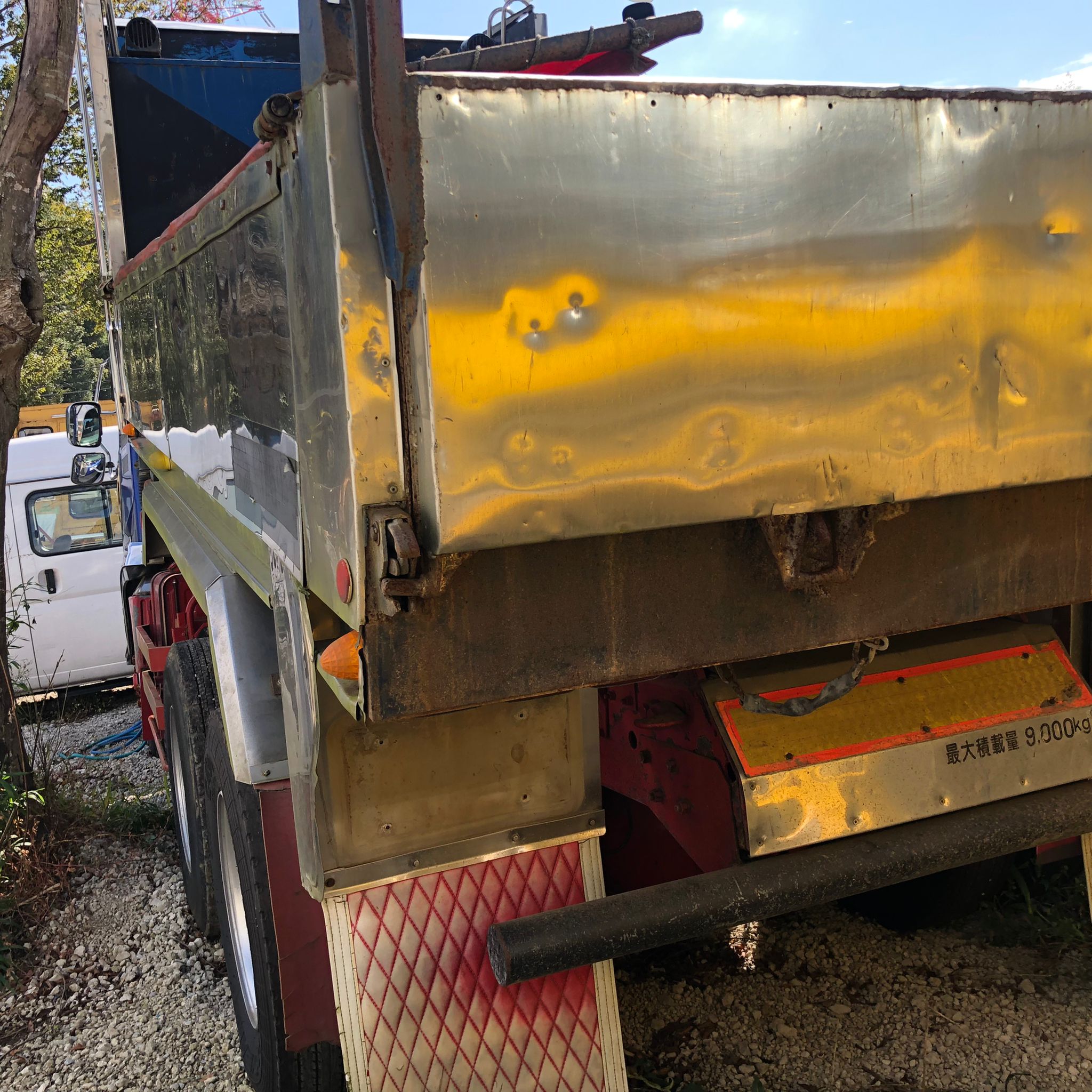 Fuso Super Great Dump Truck